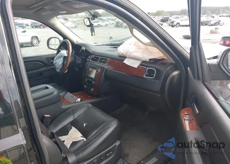 2014 Chevrolet Suburban 1500 Ltz из США, поврежденный, VIN 1GNSCKE05ER105566